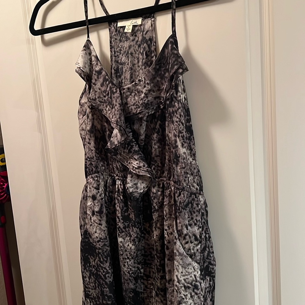 Cute dress!
